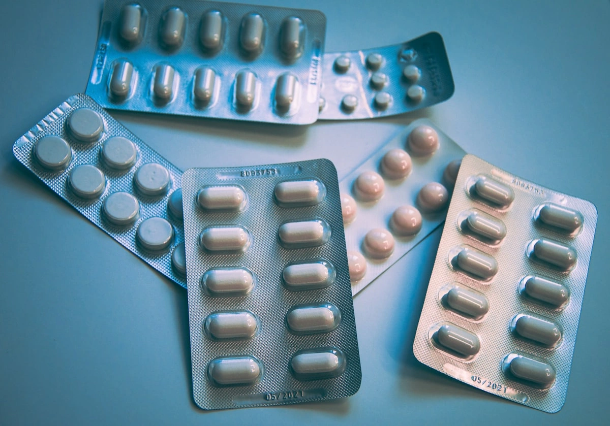 Shilajit gélules vs résine : comparaison des formes